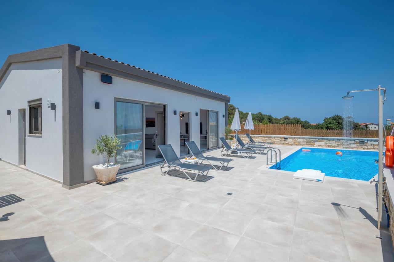 Halaro Villa Gerani Chanion エクステリア 写真